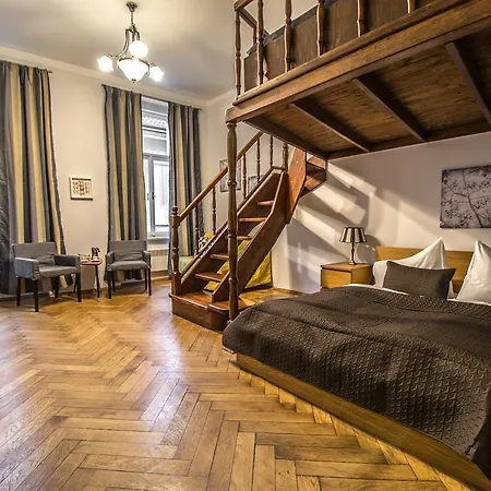 Colonial Ruterra 2bdr * Prague