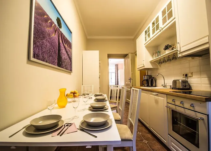 Colonial Ruterra 2bdr Lejlighed Prag