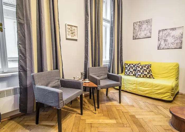 Colonial Ruterra 2bdr Prag