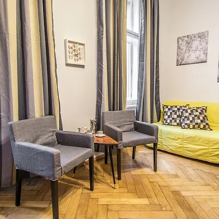 Colonial Ruterra 2bdr Прага